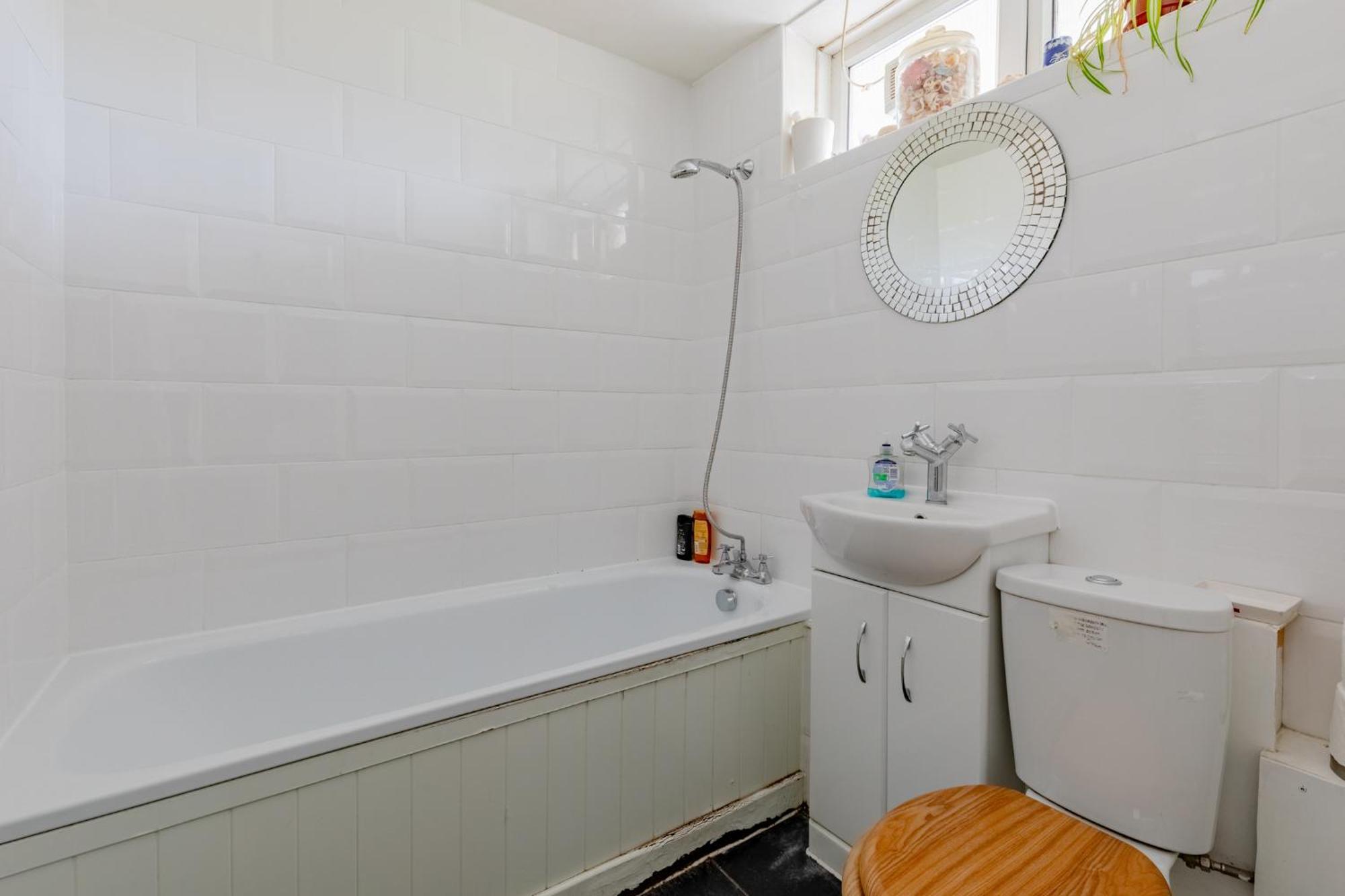 Characterful 1 Bedroom Flat Close To Dlr Londen Buitenkant foto