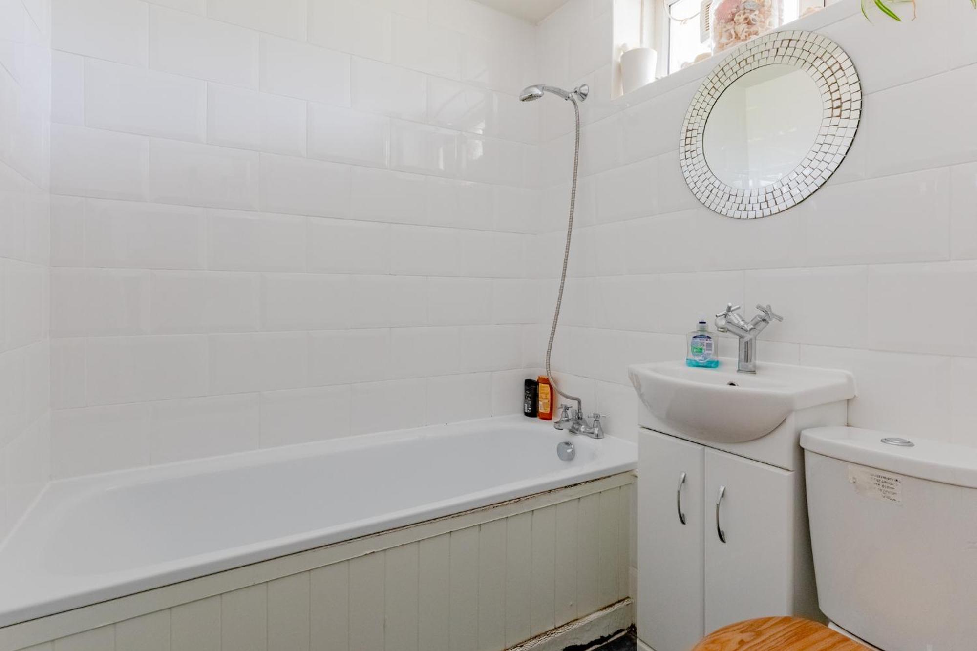Characterful 1 Bedroom Flat Close To Dlr Londen Buitenkant foto