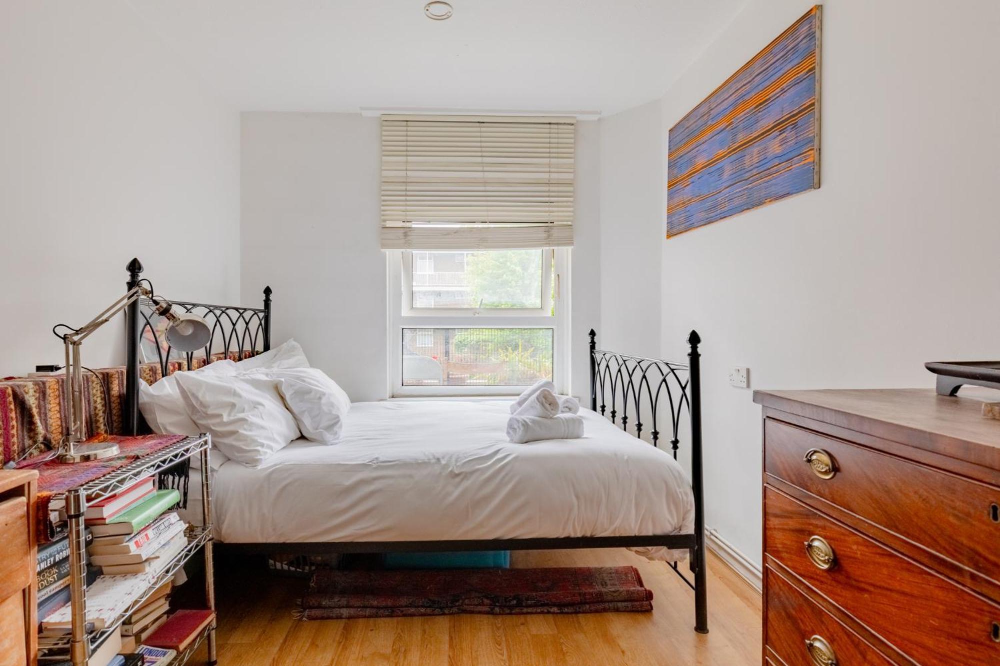 Characterful 1 Bedroom Flat Close To Dlr Londen Buitenkant foto